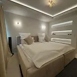 Sams Living Athen - Μόναχο