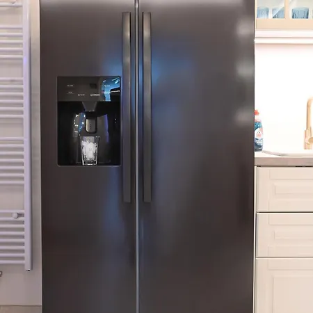 Sams Living Athen - شقة