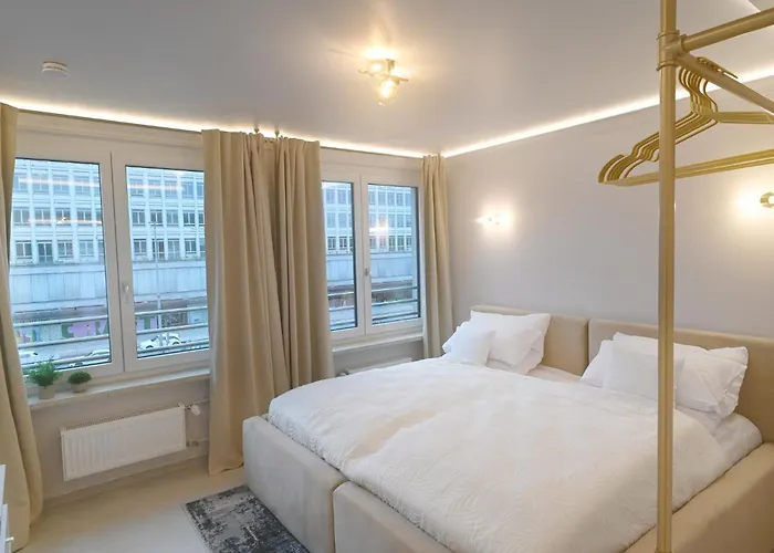 Sams Living Athen - * Munique